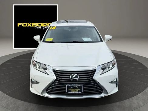 Used 2016 Lexus ES 350 w/ Navigation System Package FWD image 2