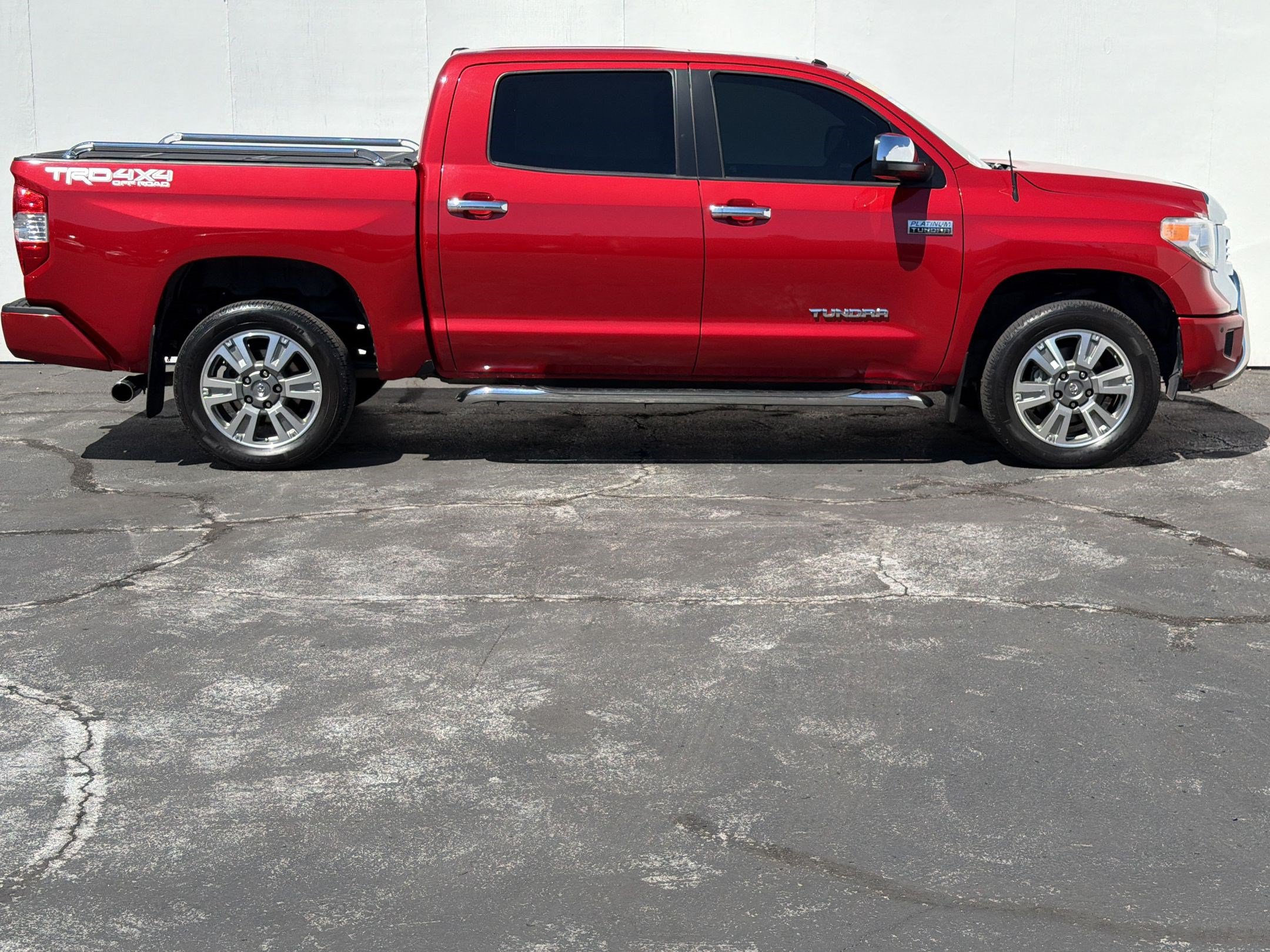 Used 2017 Toyota Tundra Platinum AWD/4WD image 7