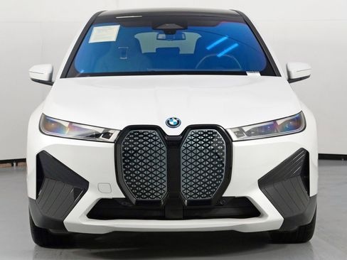 Used 2023 BMW iX xDrive50 w/ Sport Package image 53