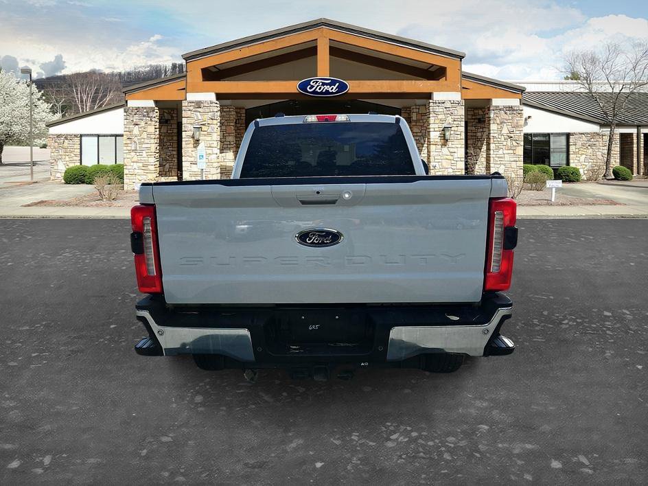 Used 2026 Ford F250 4x4 Crew Cab Super Duty image 8