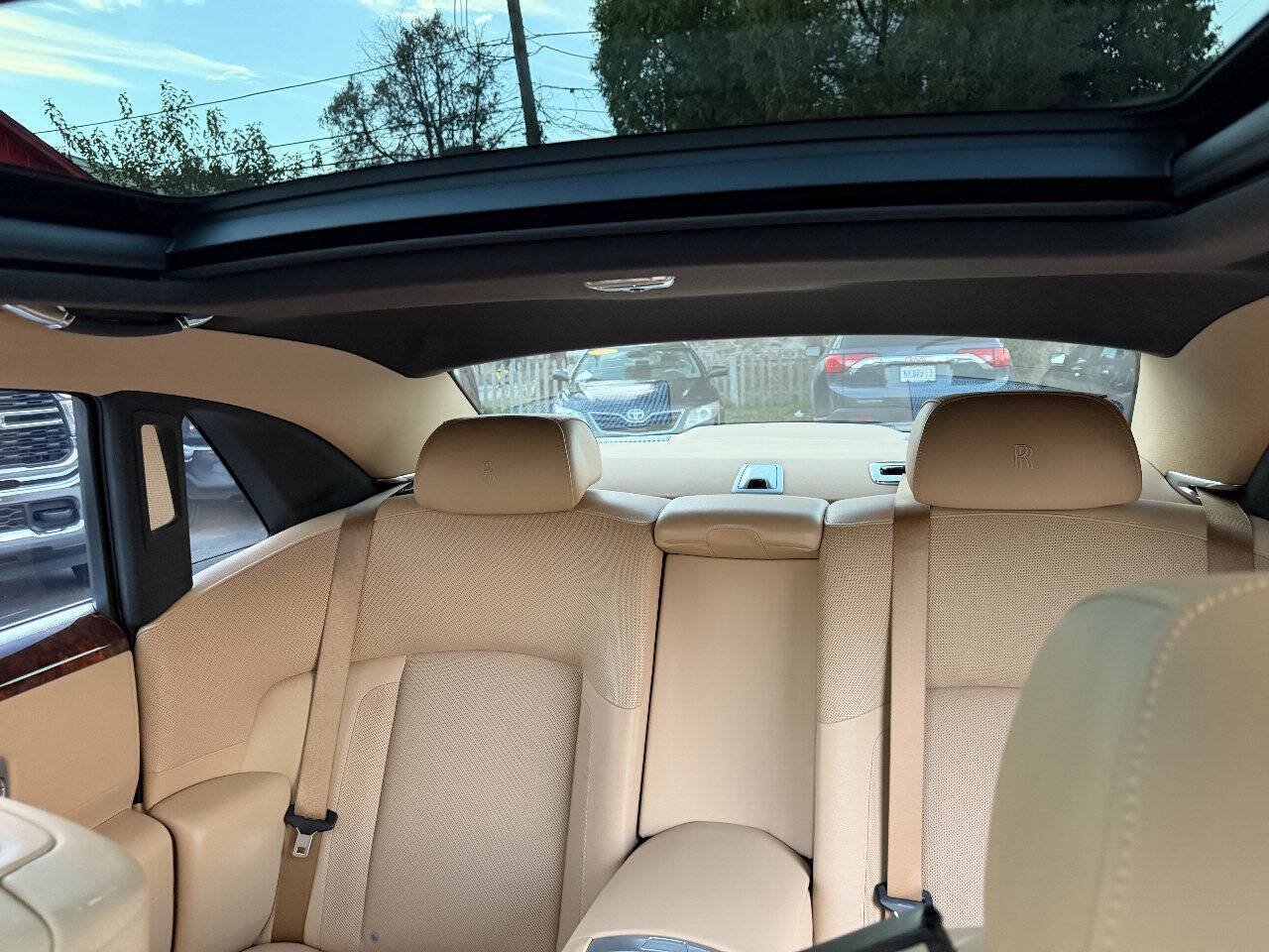 Used 2012 Rolls-Royce Ghost RWD image 14