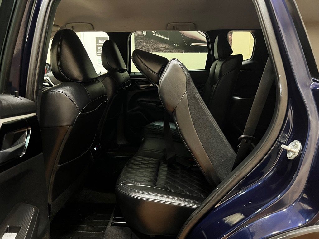 Used 2022 Mitsubishi Outlander SEL FWD image 20
