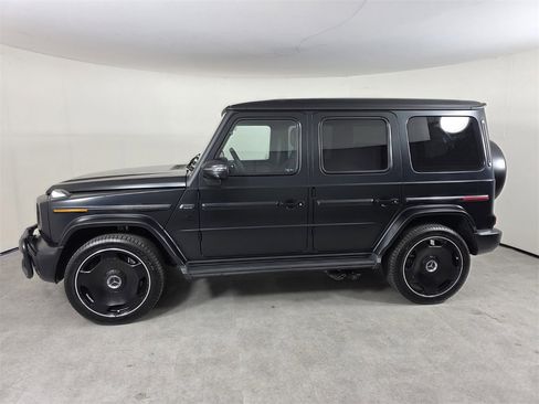 Used 2025 Mercedes-Benz G 63 AMG 4MATIC image 7