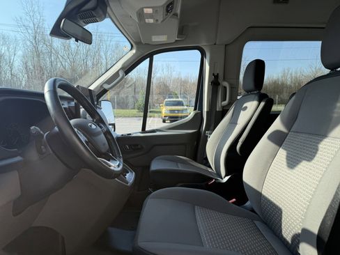 Used 2025 Ford Transit 350 XL image 17