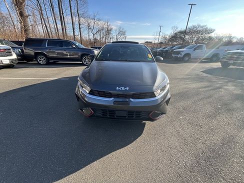 Used 2022 Kia Forte GT-Line w/ GT-Line Premium Package image 3