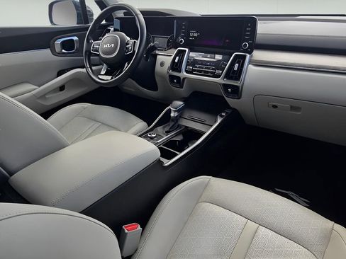 Used 2022 Kia Sorento EX FWD image 24