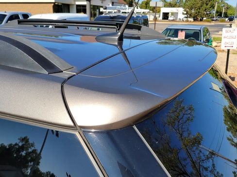 Used 2011 Chevrolet Equinox LT w/ Driver Convenience Package image 16