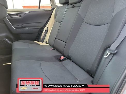 Used 2024 Toyota RAV4 XLE AWD/4WD image 13