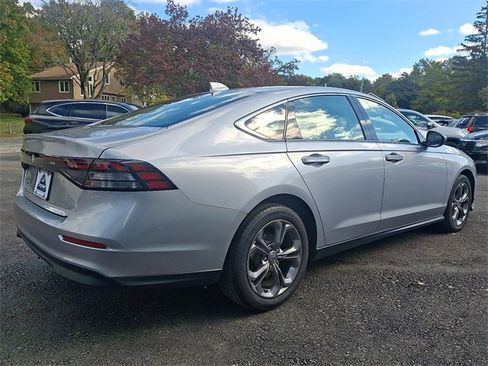 Used 2023 Honda Accord EX image 6