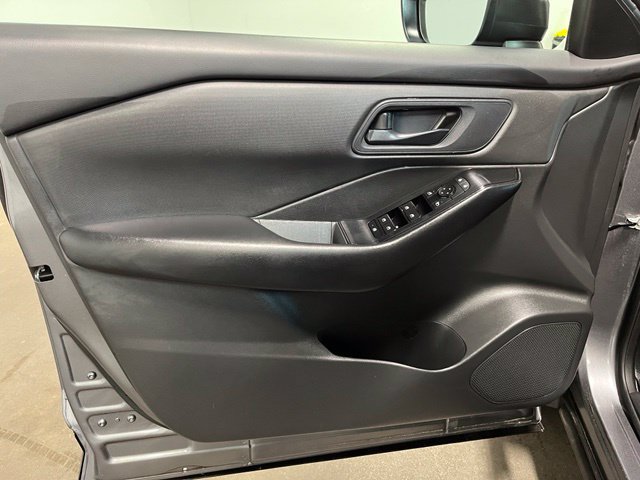 Used 2024 Nissan Rogue S AWD/4WD image 20