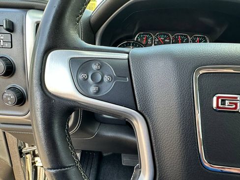 Used 2018 GMC Sierra 1500 SLE w/ SLE Value Package AWD/4WD image 10