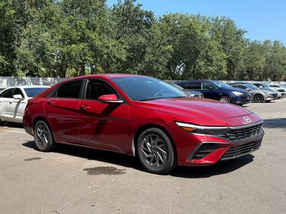 Used 2024 Hyundai Elantra SEL