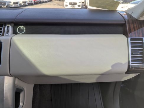 Used 2016 Land Rover Range Rover Supercharged image 40