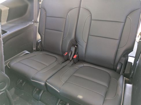 Used 2017 GMC Acadia Denali w/ Technology Package image 37
