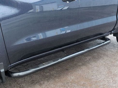 Used 2022 Chevrolet Silverado 1500 Custom image 35