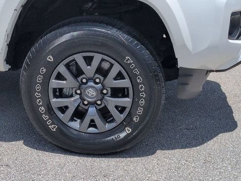 Used 2023 Toyota Tacoma SR5 w/ Technology Package AWD/4WD image 11
