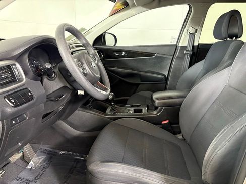 Used 2016 Kia Sorento FWD image 20