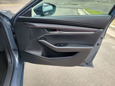 Used 2024 MAZDA MAZDA3 s image 40