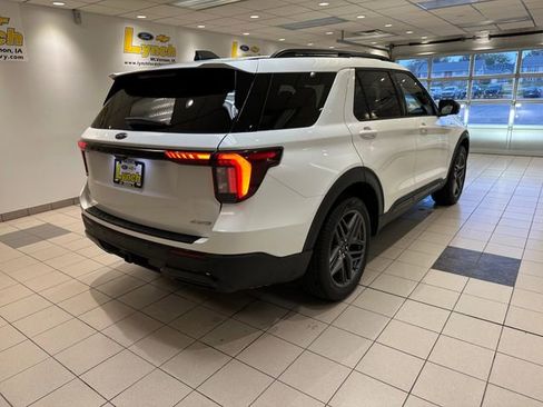 Used 2025 Ford Explorer ST-Line w/ Premium Package AWD/4WD image 27