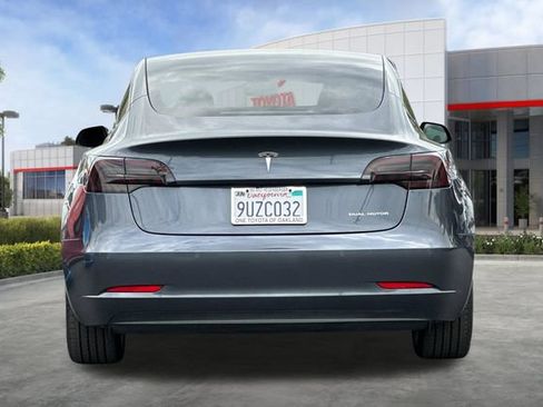 Used 2022 Tesla Model 3 Long Range AWD/4WD image 5