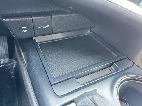Used 2019 Toyota Camry LE FWD image 55