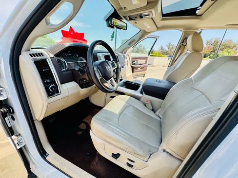 Used 2017 RAM 1500 Laramie w/ Convenience Group image 30