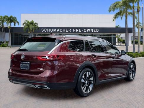 Used 2020 Buick Regal Essence AWD/4WD image 7