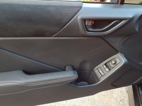 Used 2025 Toyota GR86 Premium w/ ALL Weather Mat Package (TMS) RWD image 7