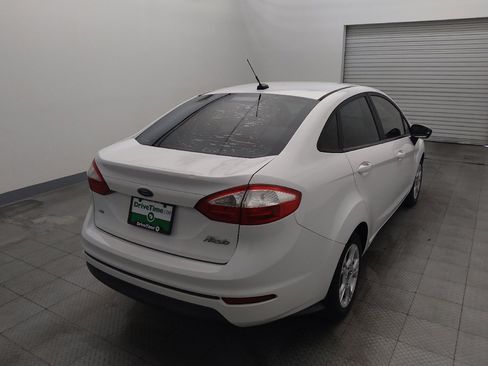 Used 2015 Ford Fiesta SE FWD image 7