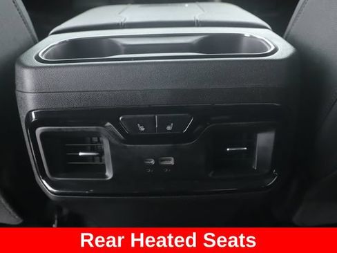 Used 2026 GMC Sierra 2500 AT4 w/ Technology Package AWD/4WD image 30