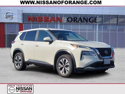 Certified 2023 Nissan Rogue SV image 1