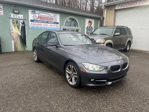 Used 2014 BMW 335i xDrive Sedan AWD/4WD image 2