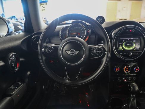 Used 2016 MINI Cooper 2-Door Hardtop FWD image 13