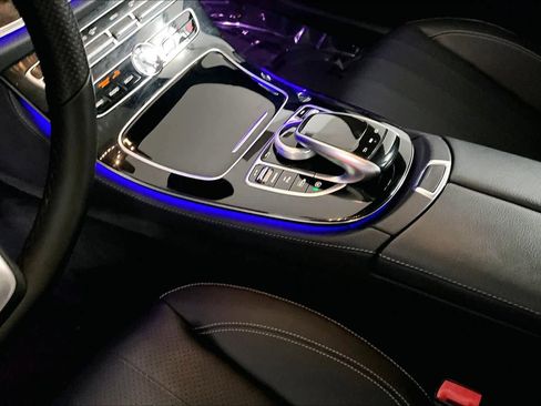 Used 2017 Mercedes-Benz E 300 4MATIC image 15