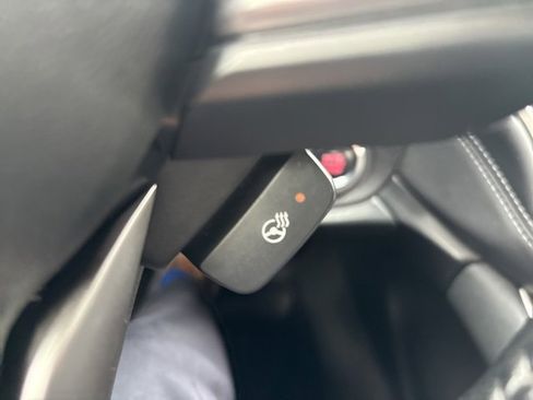 Used 2021 Subaru Legacy Limited image 27