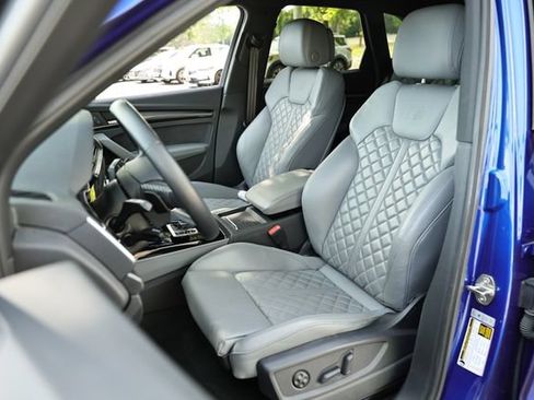 Used 2023 Audi SQ5 Prestige w/ Prestige Package AWD/4WD image 20