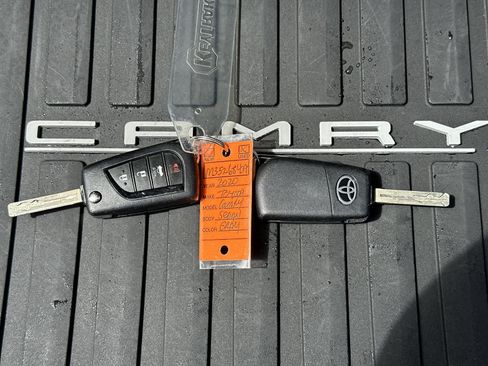 Used 2020 Toyota Camry SE FWD image 25