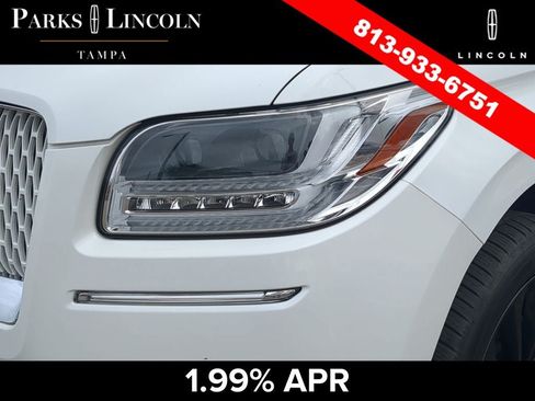Used 2020 Lincoln Navigator Reserve w/ Equipment Group 208A Reserve AWD/4WD image 11