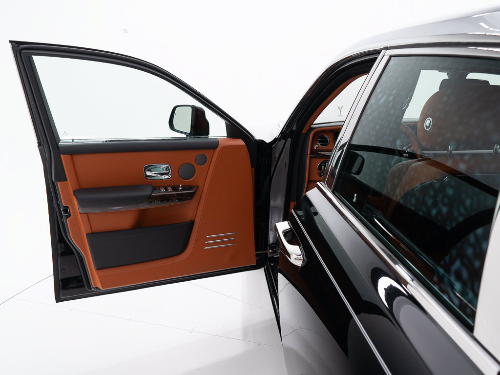 Certified 2023 Rolls-Royce Phantom Sedan RWD image 11