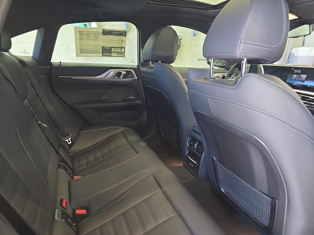 Used 2024 BMW M440i Gran Coupe RWD image 11