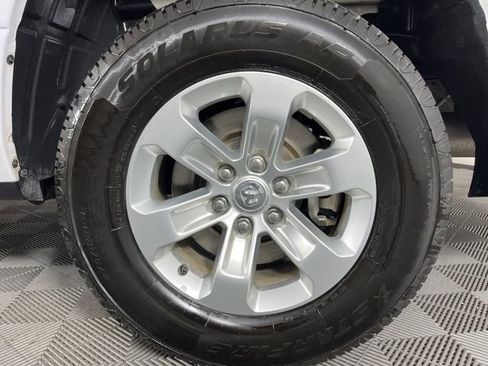 Used 2024 RAM 1500 Laramie image 14