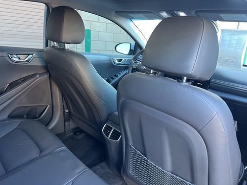 Used 2020 Hyundai Ioniq Limited image 16