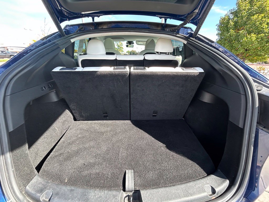 Used 2024 Tesla Model Y Long Range AWD/4WD image 24