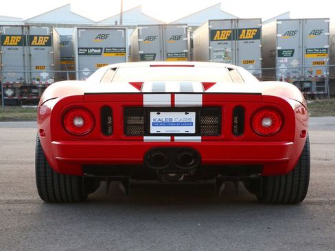 Used 2005 Ford GT image 34