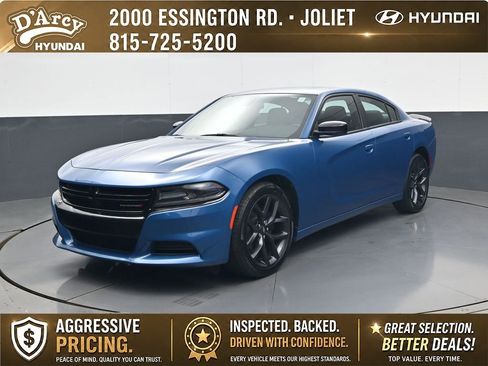 Used 2020 Dodge Charger SXT w/ Blacktop Package RWD image 1