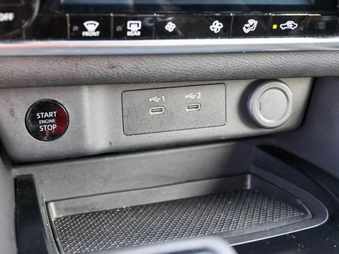 Used 2024 Nissan Rogue SV image 21