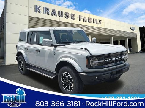 New 2026 Ford Bronco Outer Banks AWD/4WD image 1
