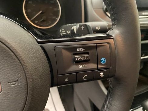 Used 2021 Nissan Rogue SV w/ Premium Package AWD/4WD image 31
