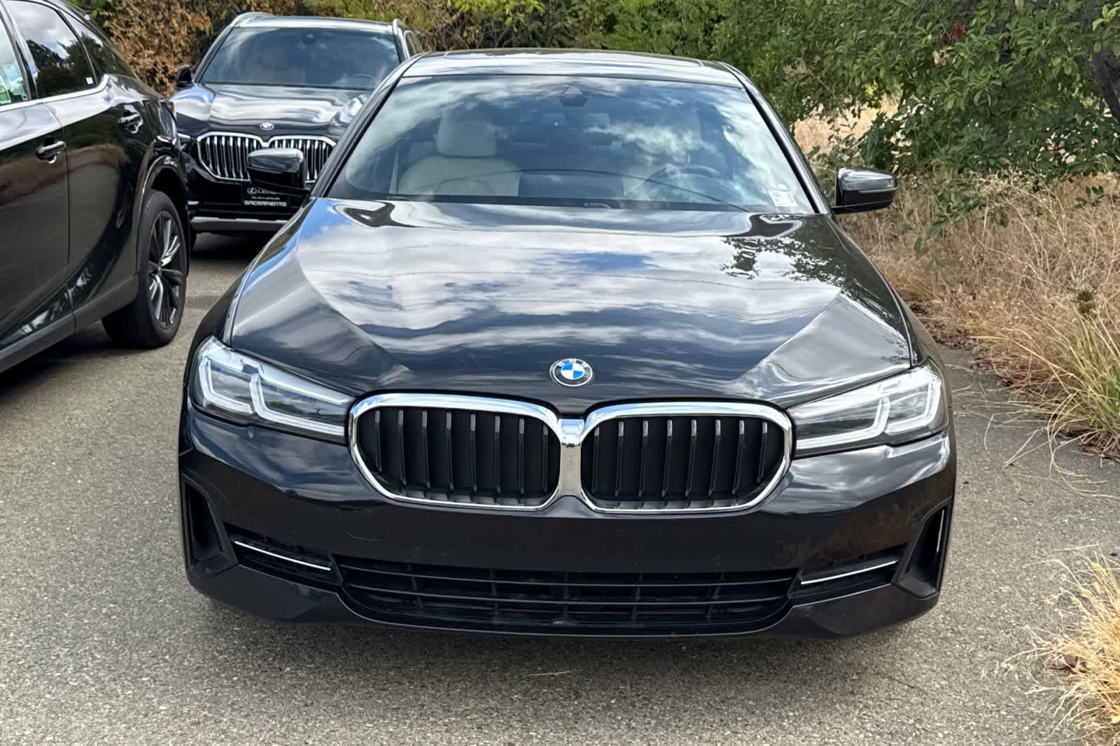 Used 2021 BMW 530i xDrive w/ Premium Package AWD/4WD image 6