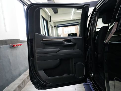 Used 2023 GMC Sierra 1500 Elevation w/ LPO, Elevation Black Package AWD/4WD image 13